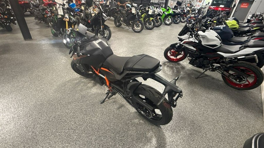 2026 KTM 390 Duke