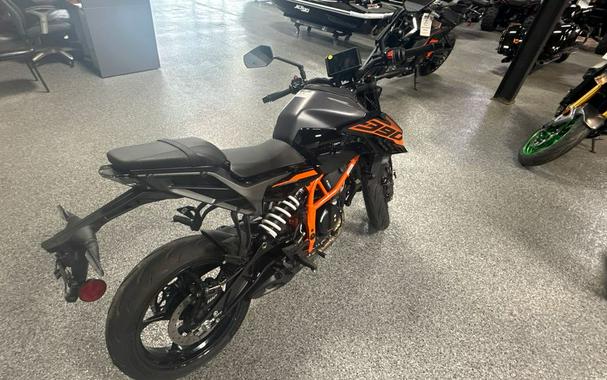 2026 KTM 390 Duke