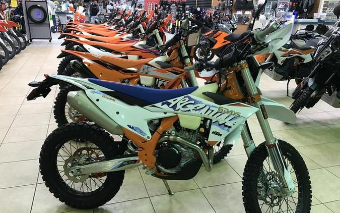 2024 KTM 500 EXC-F Six Days First Look [Fast Facts]