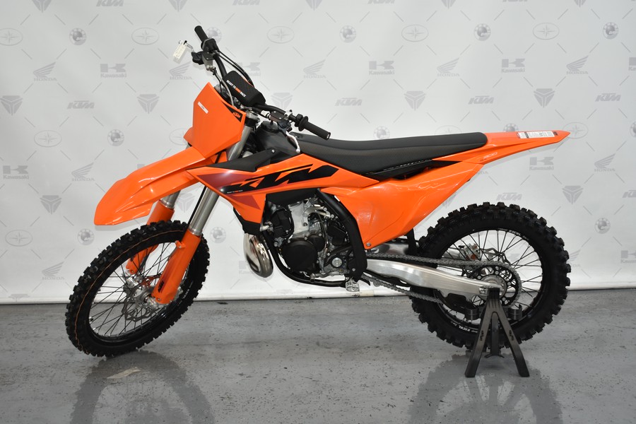 2025 KTM SX 300