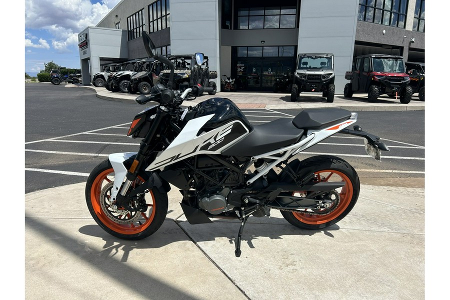 2022 KTM Duke 200