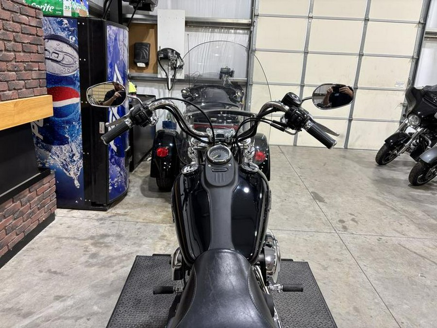 2006 Harley-Davidson® FXDBI - Dyna® Street Bob