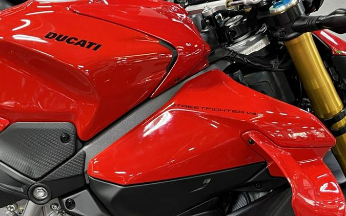 2025 Ducati STREETFIGHTER V4 S V4 S Ducati Red