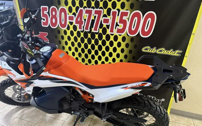 2026 KTM Adventure 890 R