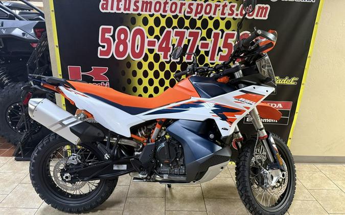 2026 KTM Adventure 890 R