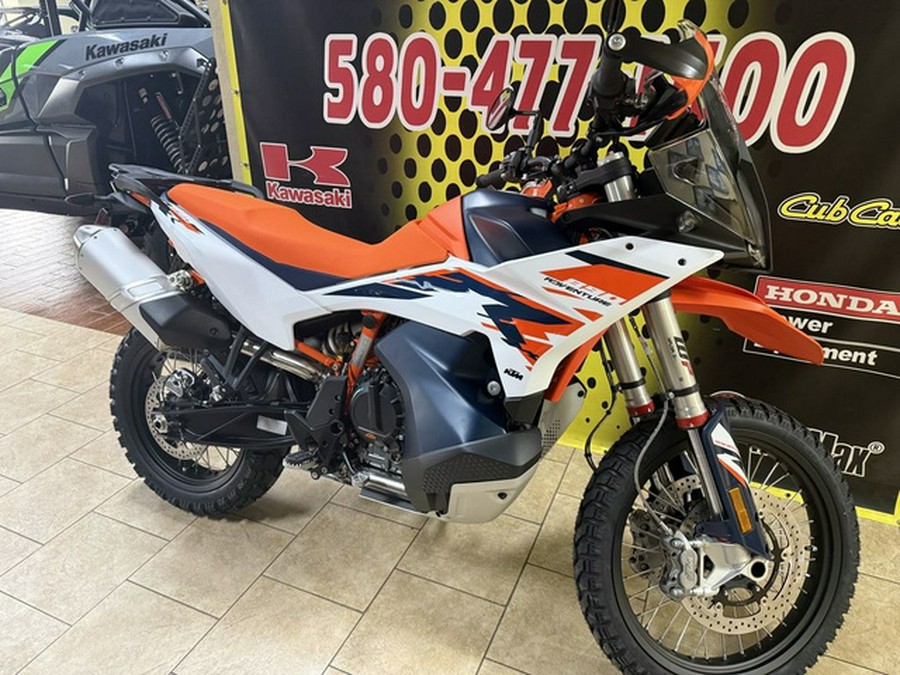 2026 KTM Adventure 890 R