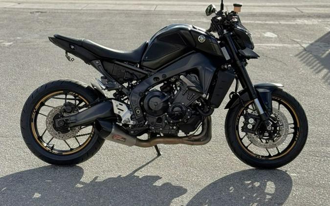 2021 Yamaha 09