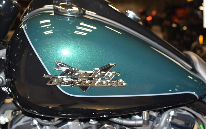 2024 Harley-Davidson Freewheeler