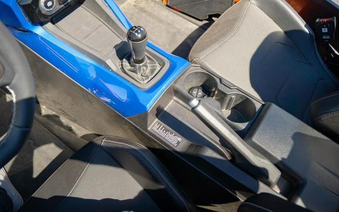 2024 Polaris Slingshot SLINGSHOT R Manual