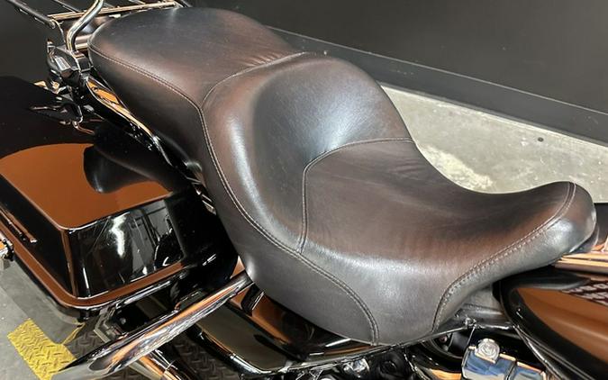 2008 Harley-Davidson Touring FLHRC - Road King Classic