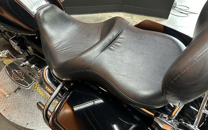 2008 Harley-Davidson Touring FLHRC - Road King Classic