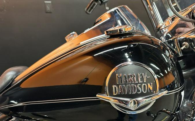 2008 Harley-Davidson Touring FLHRC - Road King Classic