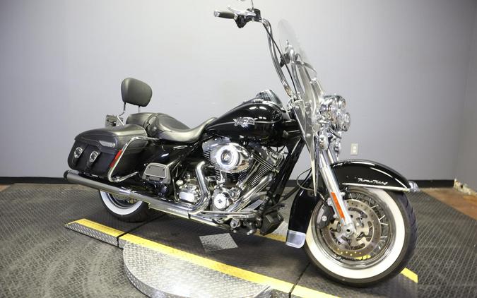 2011 Harley-Davidson Road King Classic Black