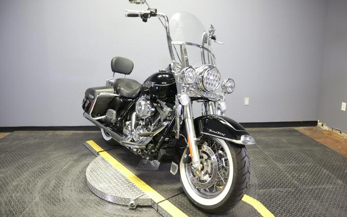 2011 Harley-Davidson Road King Classic Black