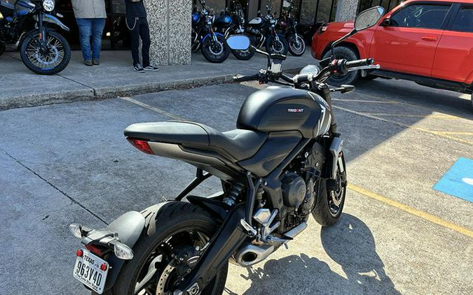 2023 Triumph Trident 660 Sapphire Black