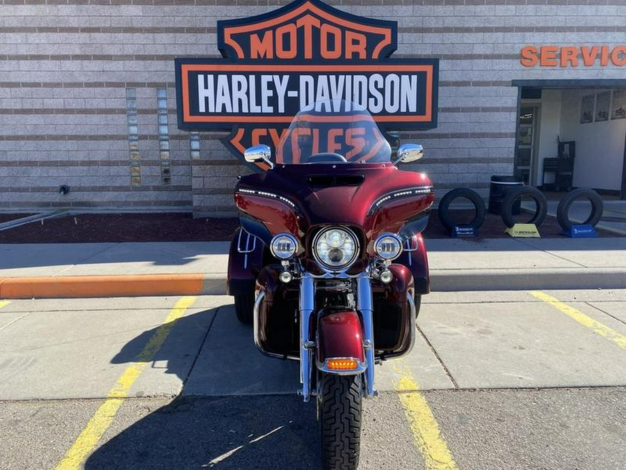 2017 Harley-Davidson® FLHTCUTG - Tri Glide® Ultra