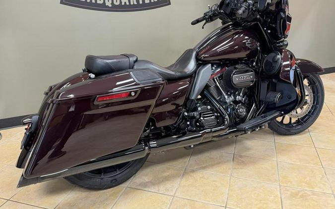 2019 Harley-Davidson® FLHXSE - CVO™ Street Glide®