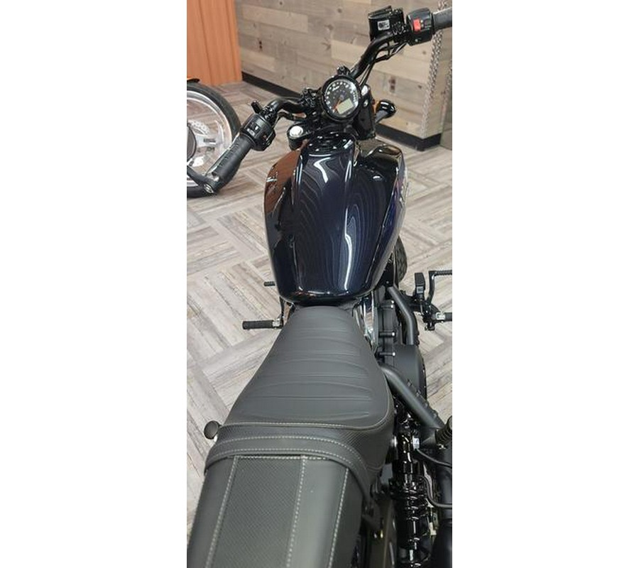 2021 Indian Motorcycle® Scout® Bobber ABS Icon Thunder Black Azure Crystal