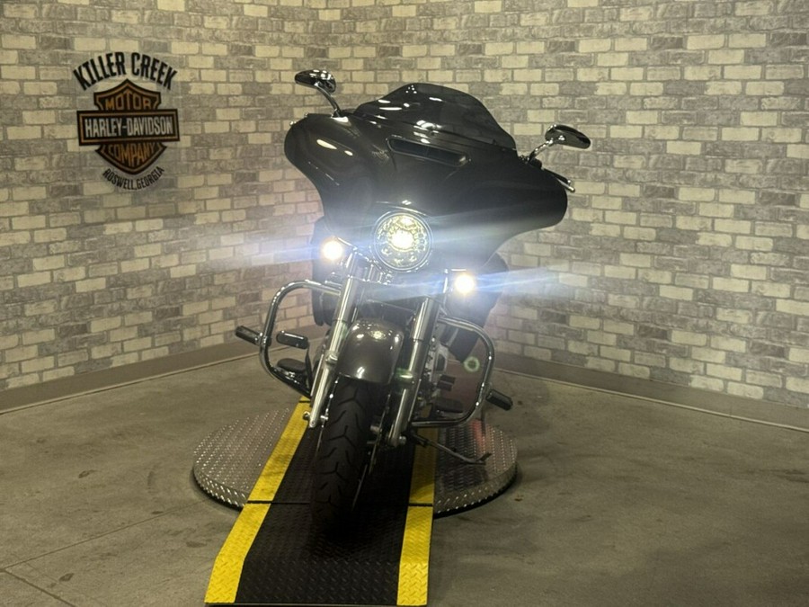 FLHX 2021 Street Glide®