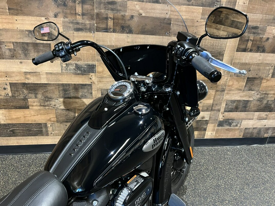 2024 Harley-Davidson® Heritage Classic Vivid Black FLHCS
