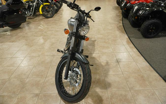 2019 Suzuki BOULEVARD S40