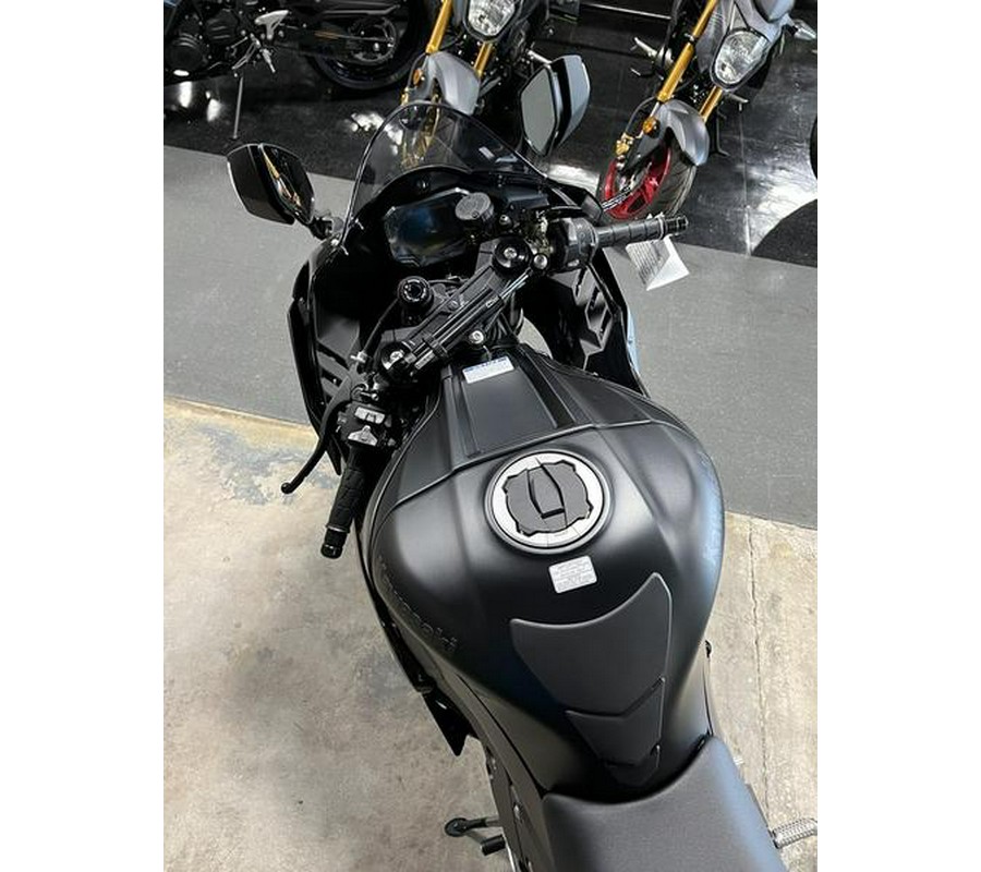 2025 Kawasaki Ninja® ZX™-10R ABS