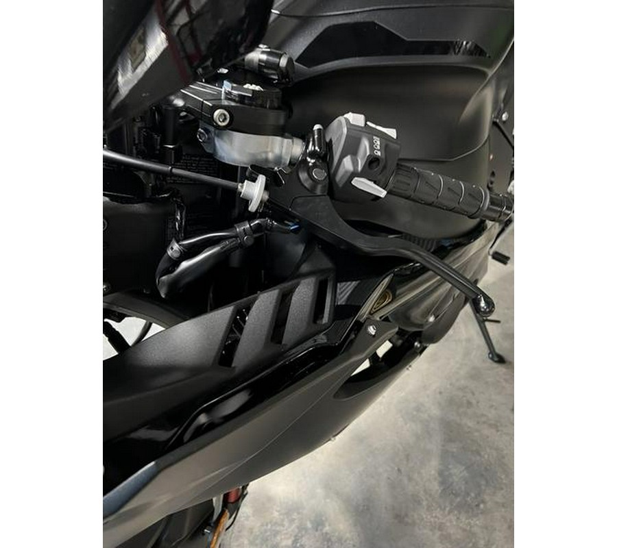 2025 Kawasaki Ninja® ZX™-10R ABS