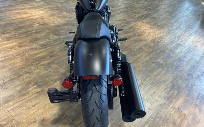 2025 Indian Motorcycle® Sport Chief Black Smoke