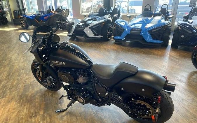 2025 Indian Motorcycle® Sport Chief Black Smoke