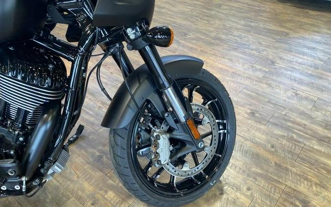 2025 Indian Motorcycle® Sport Chief Black Smoke