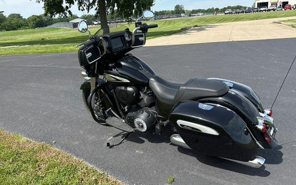 2023 Indian Chieftain Base