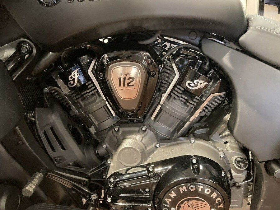 2025 Indian Motorcycle® Roadmaster® PowerPlus Dark Horse® Black Smoke