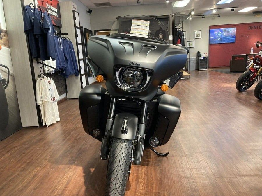 2025 Indian Motorcycle® Roadmaster® PowerPlus Dark Horse® Black Smoke