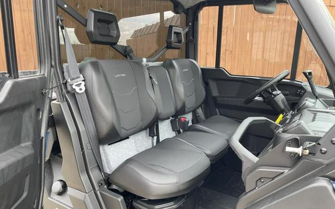 2026 Can-Am® Defender 6x6 Limited HD10