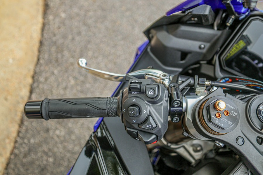 2026 YAMAHA YZFR9TL