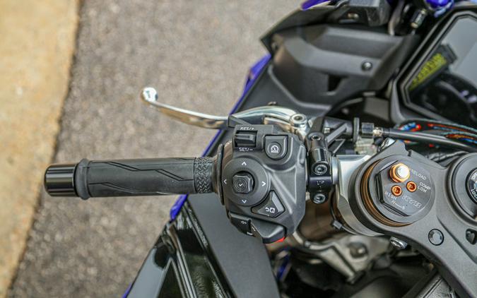 2026 YAMAHA YZFR9