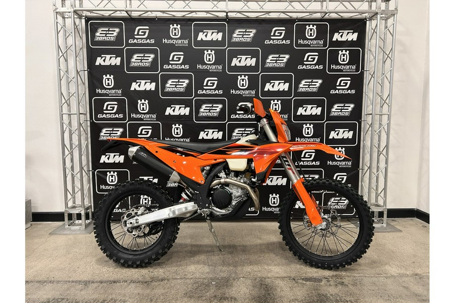 2027 450 XCF-W - KTM