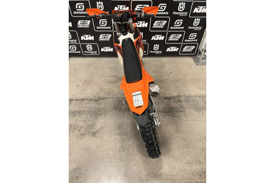 2027 450 XCF-W - KTM