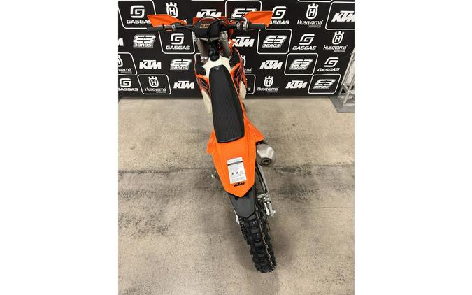 2027 450 XCF-W - KTM