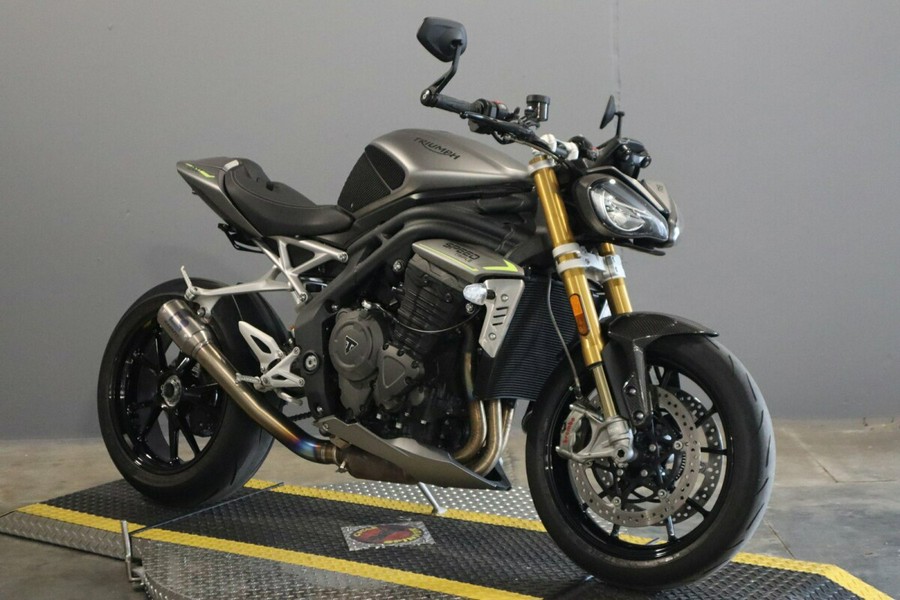 2022 Triumph Speed Triple RS