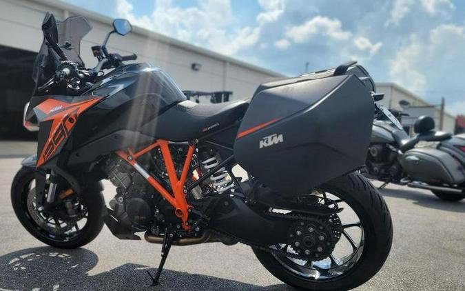 2020 KTM 1290 Super Duke GT