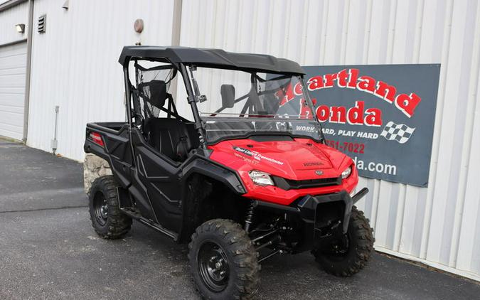 2024 Honda® Pioneer 1000