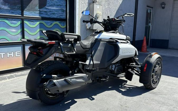 2025 Can-Am® Canyon