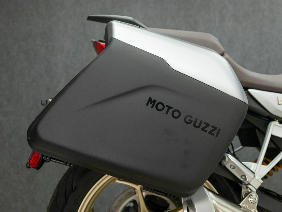 2023 MOTO GUZZI V100 MANDELLO S W/ABS