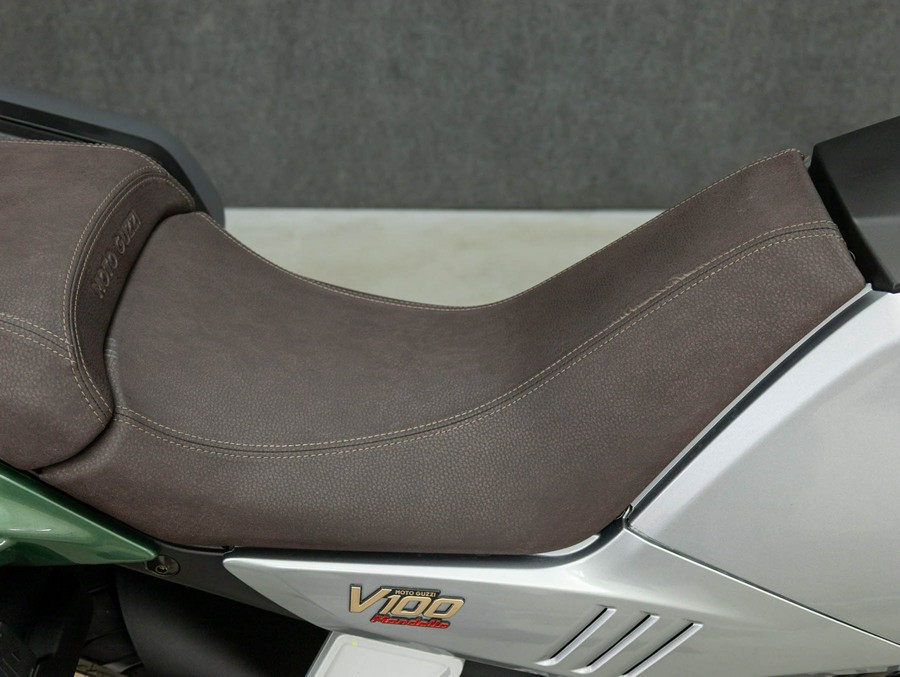 2023 MOTO GUZZI V100 MANDELLO S W/ABS