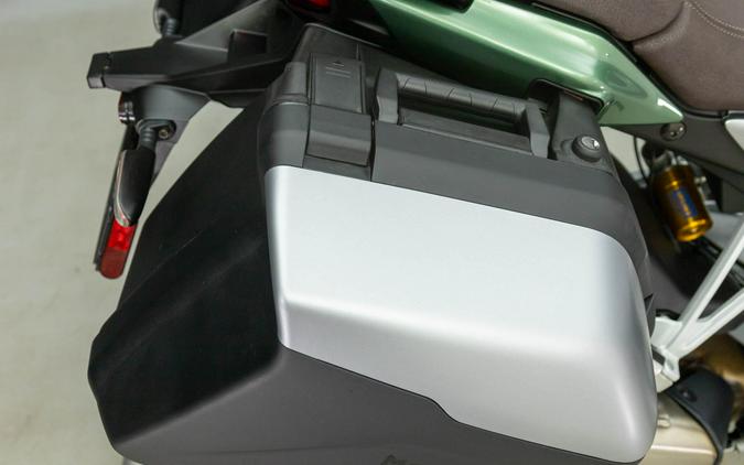 2023 MOTO GUZZI V100 MANDELLO S W/ABS