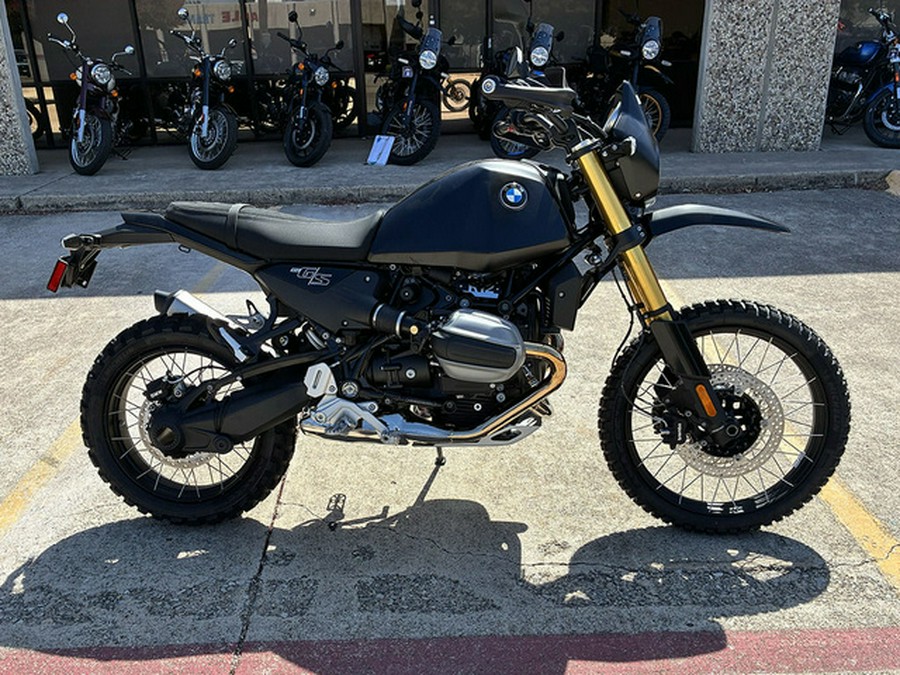 2026 BMW R 12 GS Night Black Matte