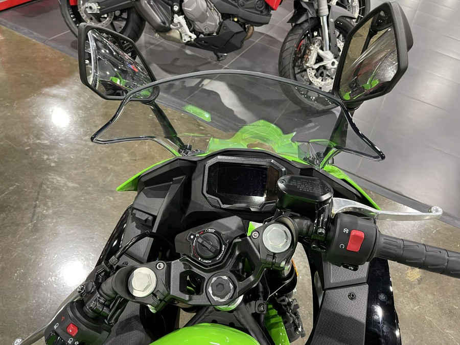 2024 KAWASAKI NINJA 500 KRT EDITION