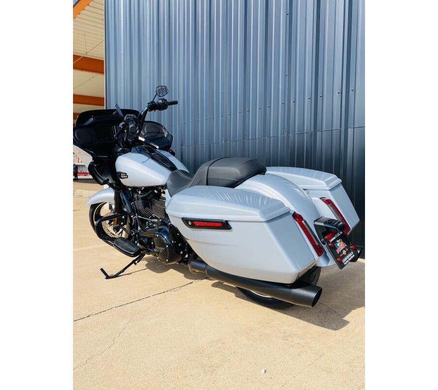 FLTRX 2024 Road Glide™