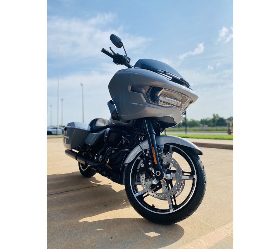 FLTRX 2024 Road Glide™